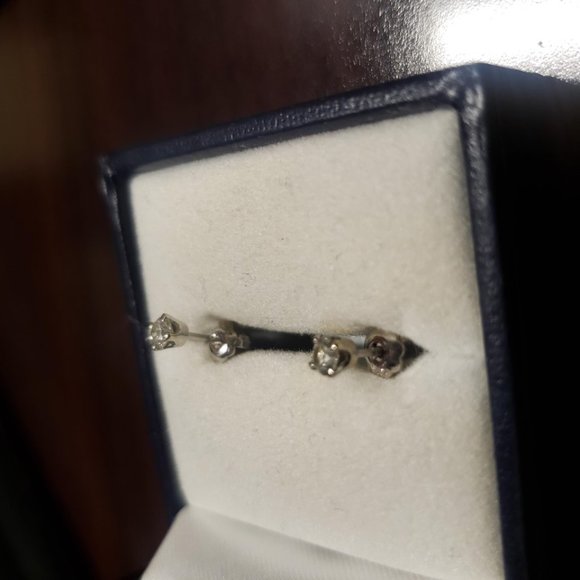 Diamond Stud Earrings - Picture 3 of 4